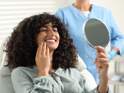 Contactar con Clínica Dental Marcano en Poio