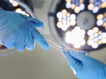 Tratamientos de cirugía oral en Poio