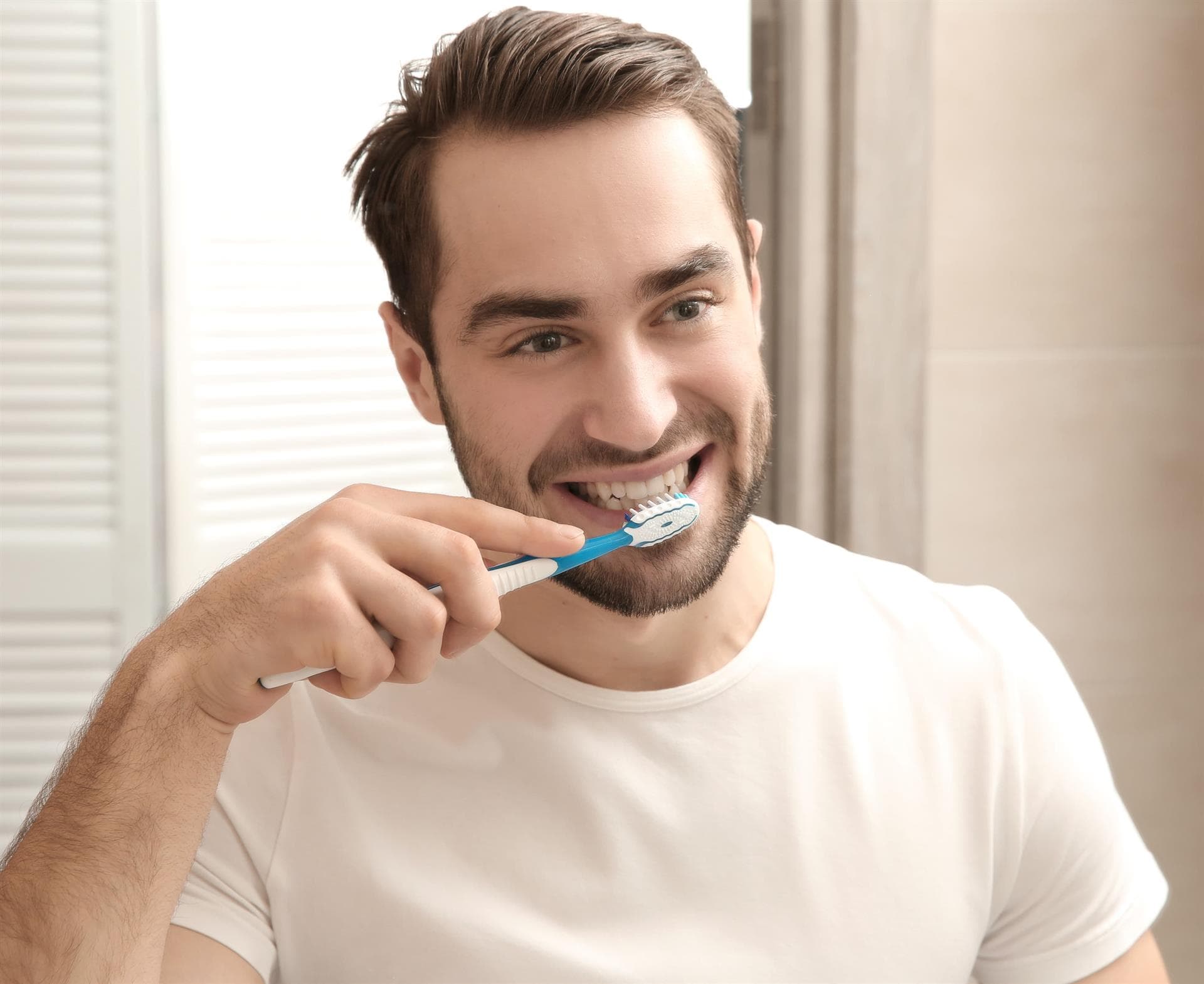 ¿Qué cuidados necesitan mis dientes después de una endodoncia?